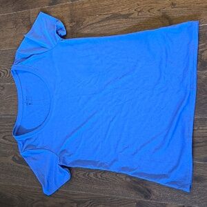 NIKE Dry-Fit Lightweight Athletic Tee